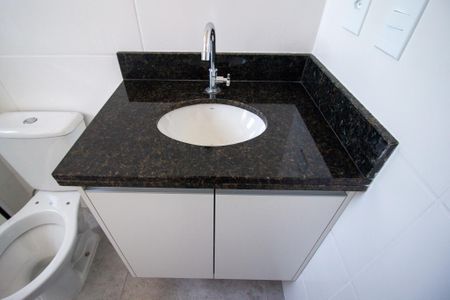 Apartamento para alugar com 60m², 2 quartos e 2 vagas Apartamento para alugar com 60m², 2 quartos e 2 vagasBanheiro da Suíte