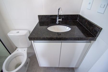 Apartamento para alugar com 61m², 2 quartos e 2 vagas Apartamento para alugar com 61m², 2 quartos e 2 vagasBanheiro da Suíte