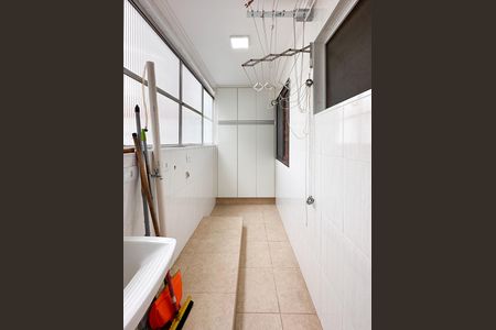 Apartamento à venda com 110m², 3 quartos e 1 vaga Apartamento à venda com 110m², 3 quartos e 1 vagaÁrea de Serviço