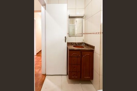 Apartamento à venda com 110m², 3 quartos e 1 vaga Apartamento à venda com 110m², 3 quartos e 1 vagaBanheiro Social