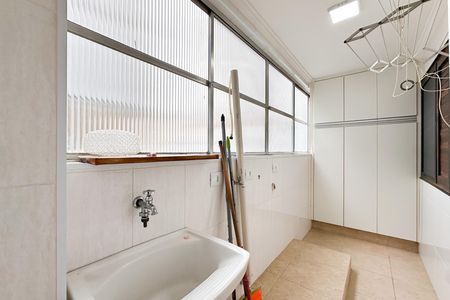 Apartamento à venda com 110m², 3 quartos e 1 vaga Apartamento à venda com 110m², 3 quartos e 1 vagaÁrea de Serviço