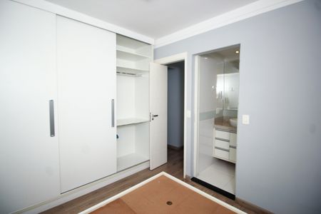 Apartamento para alugar com 73m², 2 quartos e 2 vagas Apartamento para alugar com 73m², 2 quartos e 2 vagasSuíte