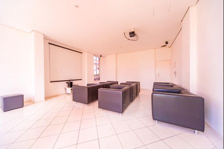 Apartamento para alugar com 73m², 2 quartos e 2 vagas Apartamento para alugar com 73m², 2 quartos e 2 vagasSala de Cinema