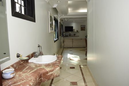 Casa para alugar com 800m², 6 quartos e 12 vagasLavabo