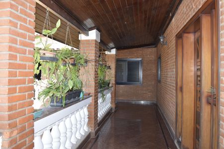 Casa para alugar com 800m², 6 quartos e 12 vagasEntrada