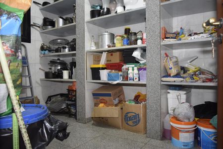 Casa para alugar com 800m², 6 quartos e 12 vagasDespensa