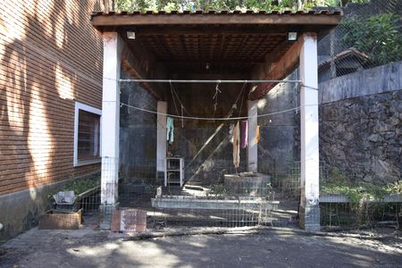 Casa para alugar com 800m², 6 quartos e 12 vagasQuintal