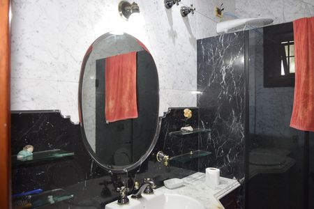 Casa para alugar com 800m², 6 quartos e 12 vagasBanheiro 1