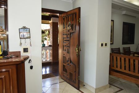 Casa para alugar com 800m², 6 quartos e 12 vagasSala