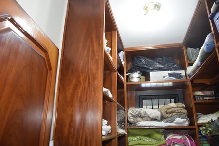 Casa para alugar com 800m², 6 quartos e 12 vagasCloset da suíte