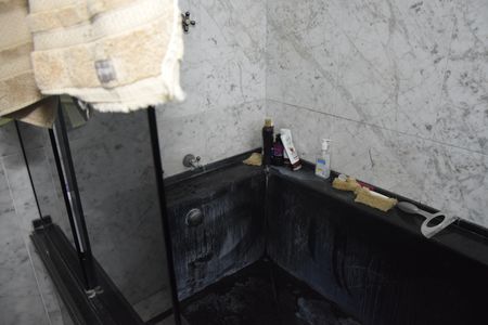 Casa para alugar com 800m², 6 quartos e 12 vagasBanheiro da Suíte