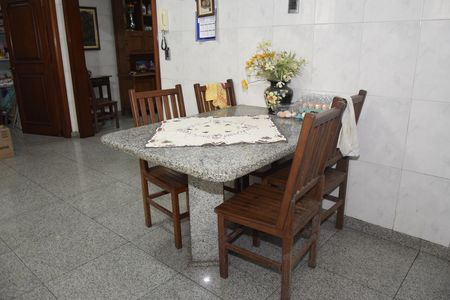 Cozinha de casa para alugar com 6 quartos, 800m² em Chácaras Uirapuru, Embu das Artes