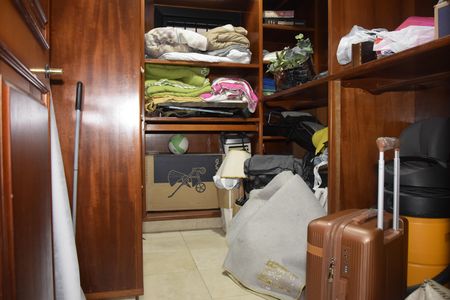 Casa para alugar com 800m², 6 quartos e 12 vagasCloset da suíte
