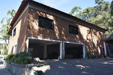 Casa para alugar com 800m², 6 quartos e 12 vagasQuintal