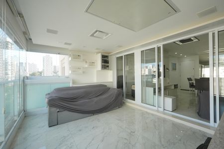 Apartamento para alugar com 92m², 3 quartos e 2 vagasVaranda