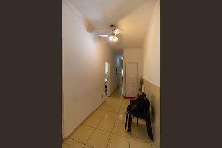 Casa à venda com 100m², 3 quartos e sem vaga Casa à venda com 100m², 3 quartos e sem vagaCorredor