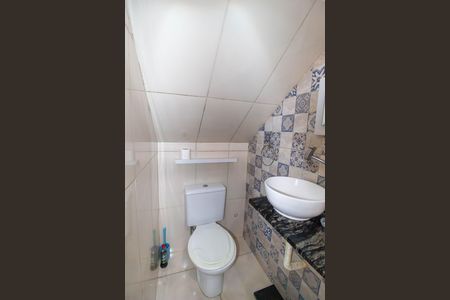 Casa à venda com 100m², 3 quartos e sem vaga Casa à venda com 100m², 3 quartos e sem vagaBanheiro Social