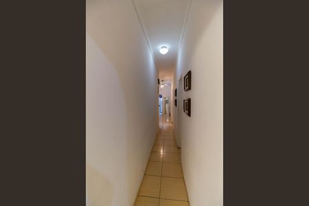 Corredor de casa à venda com 3 quartos, 100m² em São Domingos, Niterói