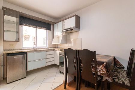 Sala/Cozinha de apartamento para alugar com 1 quarto, 30m² em Água Verde, Curitiba