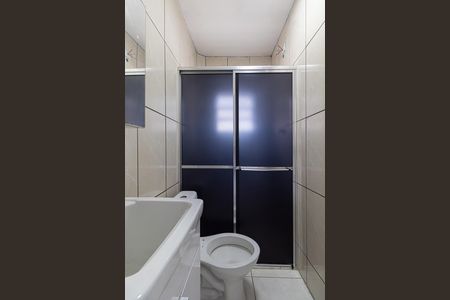 Banheiro de apartamento para alugar com 1 quarto, 30m² em Cangaiba, São Paulo