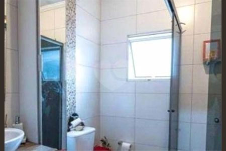 Casa à venda com 130m², 3 quartos e 2 vagas