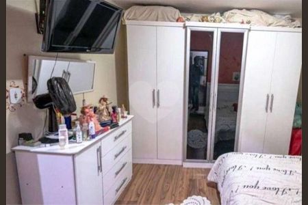 Casa à venda com 3 quartos, 130m² em Vila Carrão, São Paulo