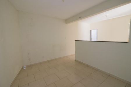 Sala/Quarto de casa para alugar com 1 quarto, 50m² em Jardim Roberto, Osasco