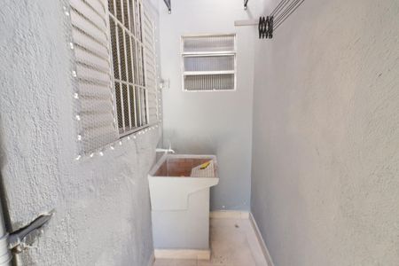 Casa para alugar com 50m², 1 quarto e sem vagaÁrea de Serviço