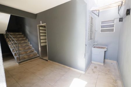 Casa para alugar com 50m², 1 quarto e sem vagaÁrea de Serviço