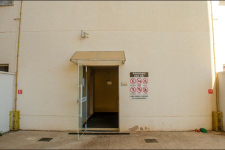 Apartamento para alugar com 55m², 2 quartos e sem vaga