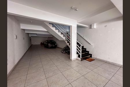 Apartamento para alugar com 60m², 2 quartos e 1 vaga Apartamento para alugar com 60m², 2 quartos e 1 vagaGaragem