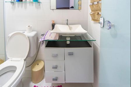 Apartamento para alugar com 60m², 2 quartos e 1 vaga Apartamento para alugar com 60m², 2 quartos e 1 vagaBanheiro do Quarto 2