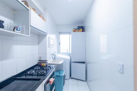 Apartamento à venda com 48m², 2 quartos e 1 vaga Apartamento à venda com 48m², 2 quartos e 1 vagaCozinha e Área de Serviço
