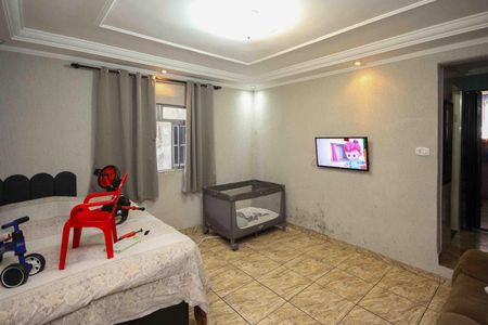 Sala de casa à venda com 5 quartos, 105m² em Parque dos Bancarios, São Paulo