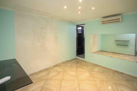 Casa à venda com 105m², 5 quartos e 1 vaga Casa à venda com 105m², 5 quartos e 1 vagaSuite casa 03