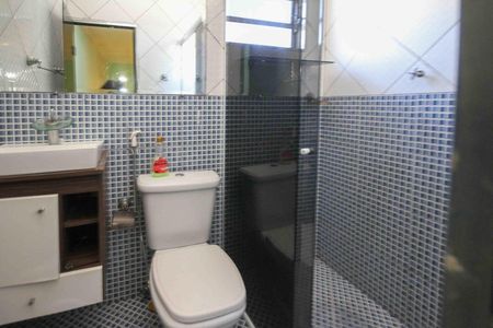 Casa à venda com 105m², 5 quartos e 1 vaga Casa à venda com 105m², 5 quartos e 1 vagaBanheiro da Suite 03