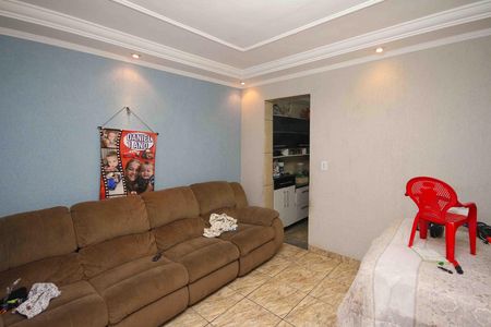Casa à venda com 105m², 5 quartos e 1 vaga Casa à venda com 105m², 5 quartos e 1 vagaSala