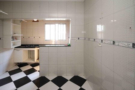 Casa à venda com 105m², 5 quartos e 1 vaga Casa à venda com 105m², 5 quartos e 1 vagaCozinha