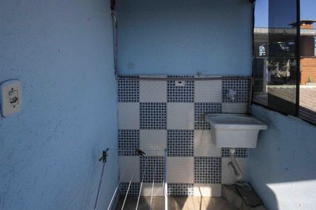 Casa à venda com 105m², 5 quartos e 1 vaga Casa à venda com 105m², 5 quartos e 1 vagaÁrea de Serviço