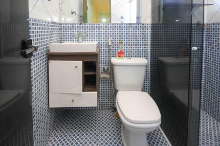 Casa à venda com 105m², 5 quartos e 1 vaga Casa à venda com 105m², 5 quartos e 1 vagaBanheiro da Suite 03