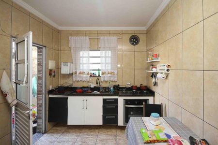 Casa à venda com 105m², 5 quartos e 1 vaga Casa à venda com 105m², 5 quartos e 1 vagaCozinha