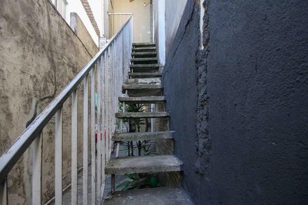 Casa à venda com 105m², 5 quartos e 1 vaga Casa à venda com 105m², 5 quartos e 1 vagaÁrea de Serviço