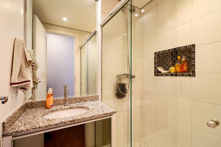 Apartamento para alugar com 64m², 2 quartos e 1 vaga