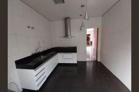 Cozinha de casa para alugar com 4 quartos, 314m² em Tirol, Contagem