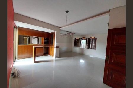 Cozinha de casa para alugar com 4 quartos, 314m² em Tirol, Contagem