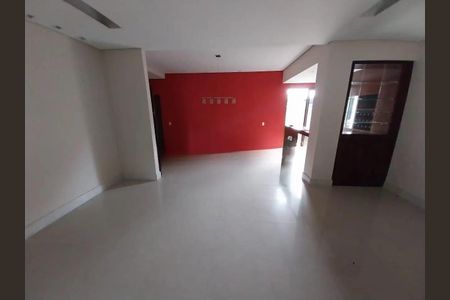 Sala de casa para alugar com 4 quartos, 314m² em Tirol, Contagem