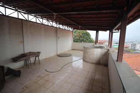 Casa à venda com 314m², 4 quartos e 4 vagasTerraço