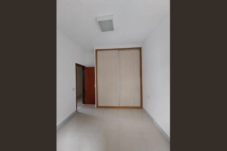 Casa para alugar com 314m², 4 quartos e 4 vagas