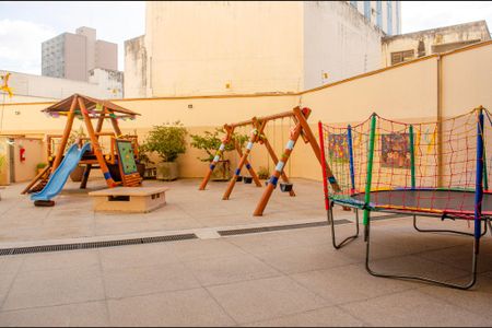 Apartamento para alugar com 165m², 3 quartos e sem vaga