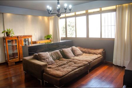Apartamento para alugar com 3 quartos, 165m² em Setor Central, Goiânia